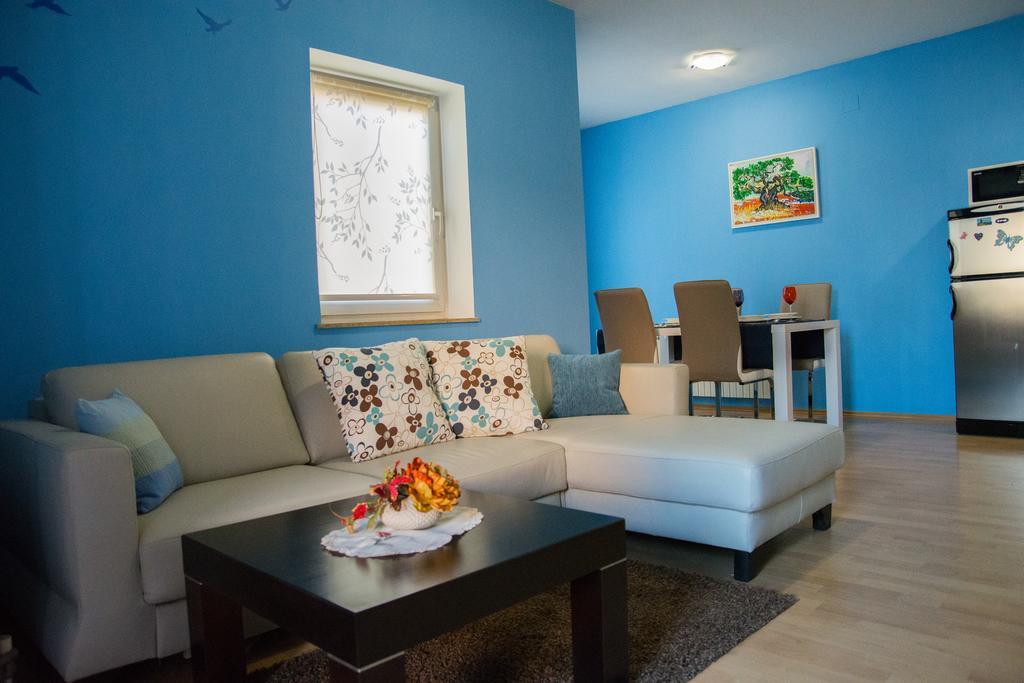 Apartment Giro Zagabria Esterno foto